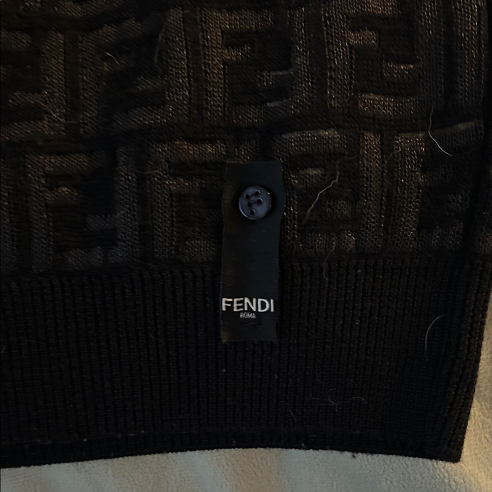 Fendi Men's Sweater in Black with Logo Detail